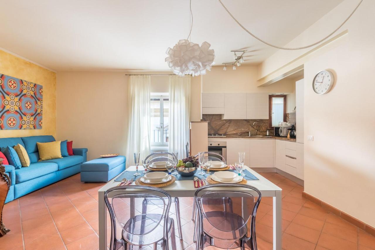 Design Florence- City Center Apartment Florenz